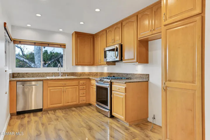 458 Serento Cir  -  HsHProd-20