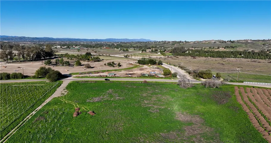 38100 Pauba Rd, Temecula, California 92592