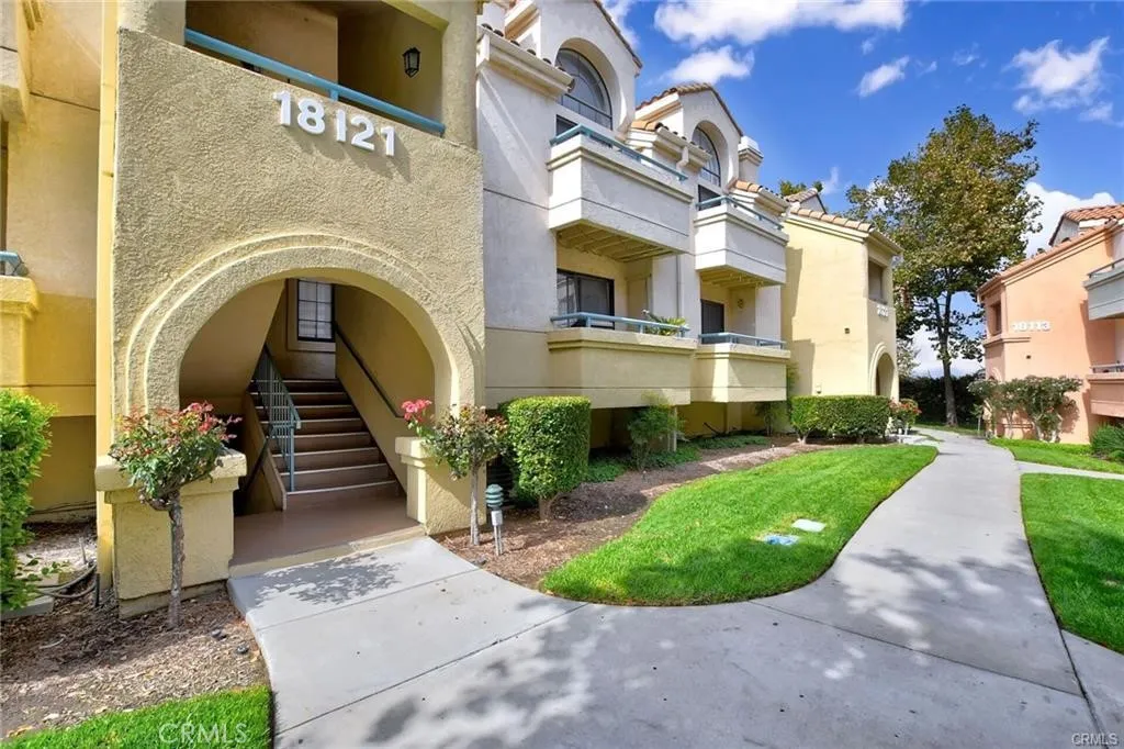 18121 Erik Court 314, Canyon Country, California 91387 home-pic-1