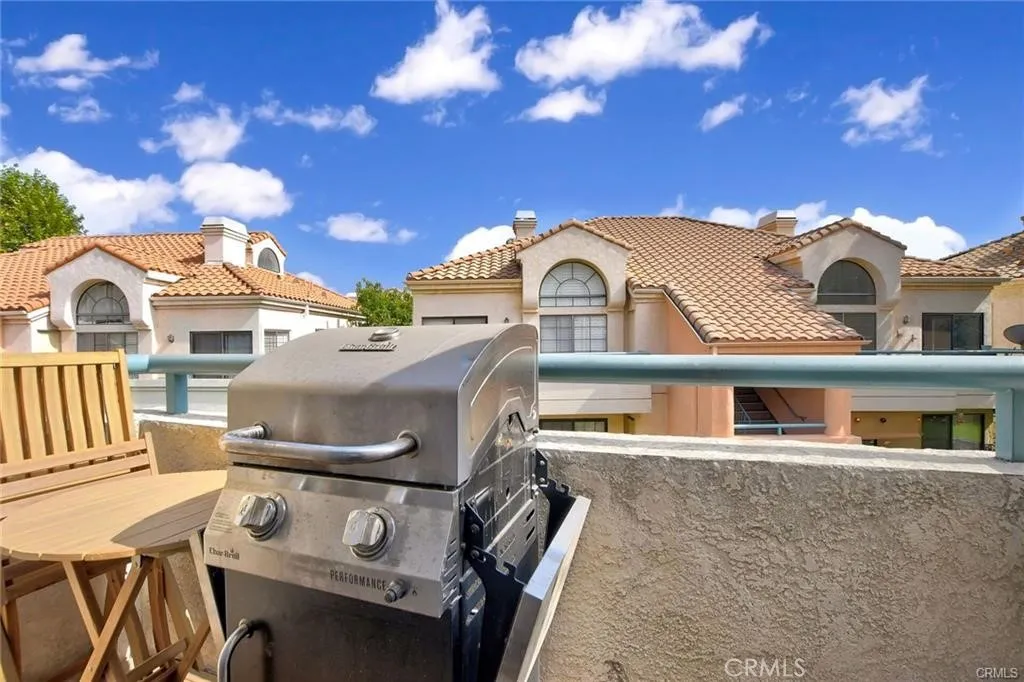 18121 Erik Court 314, Canyon Country, California 91387 home-pic-29