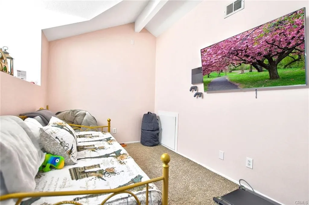 18121 Erik Court 314, Canyon Country, California 91387 home-pic-27