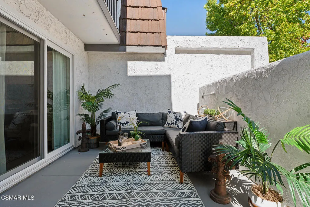 3628 Summershore Lane, Westlake Village, California 91361 home-pic-36
