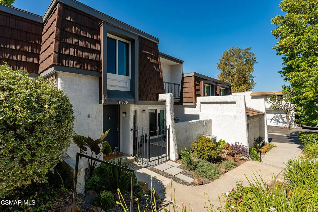 3628 Summershore Lane, Westlake Village, California 91361 home-pic-1