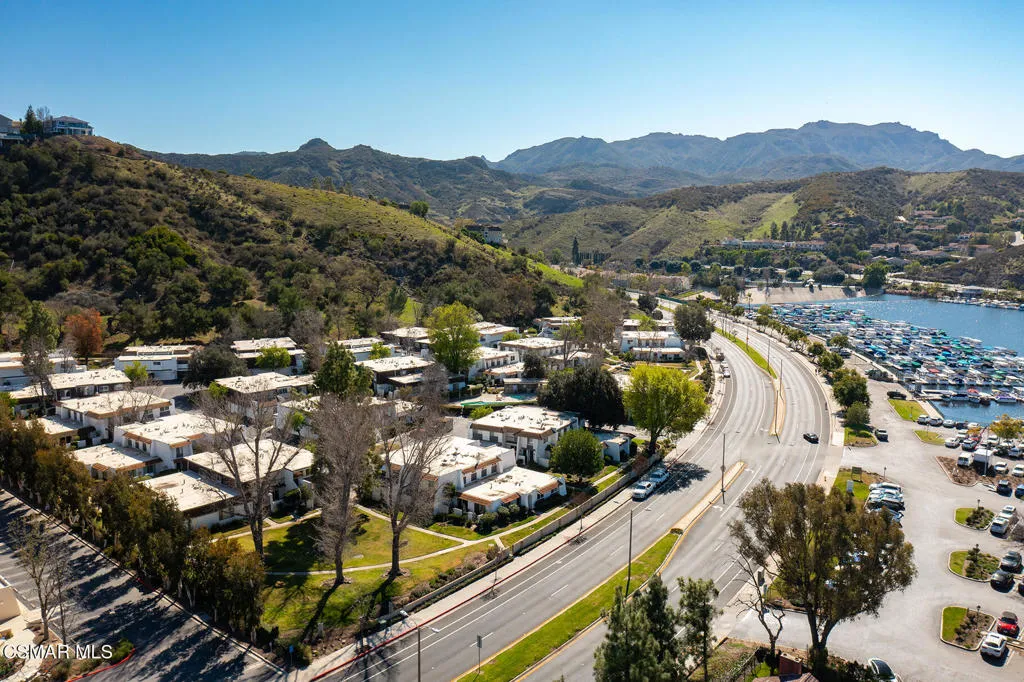 3628 Summershore Lane, Westlake Village, California 91361 home-pic-57