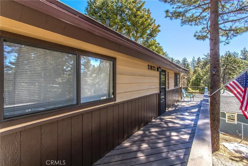 31822 Panorama Drive, Running Springs, California 92382 home-pic-32