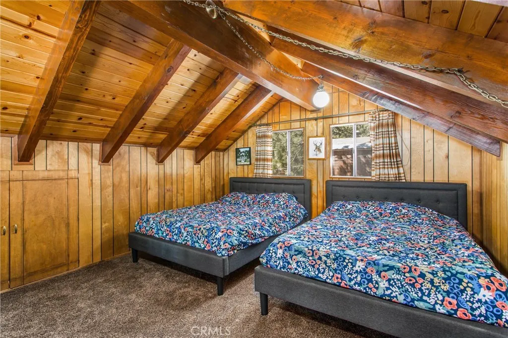 31822 Panorama Drive, Running Springs, California 92382 home-pic-13