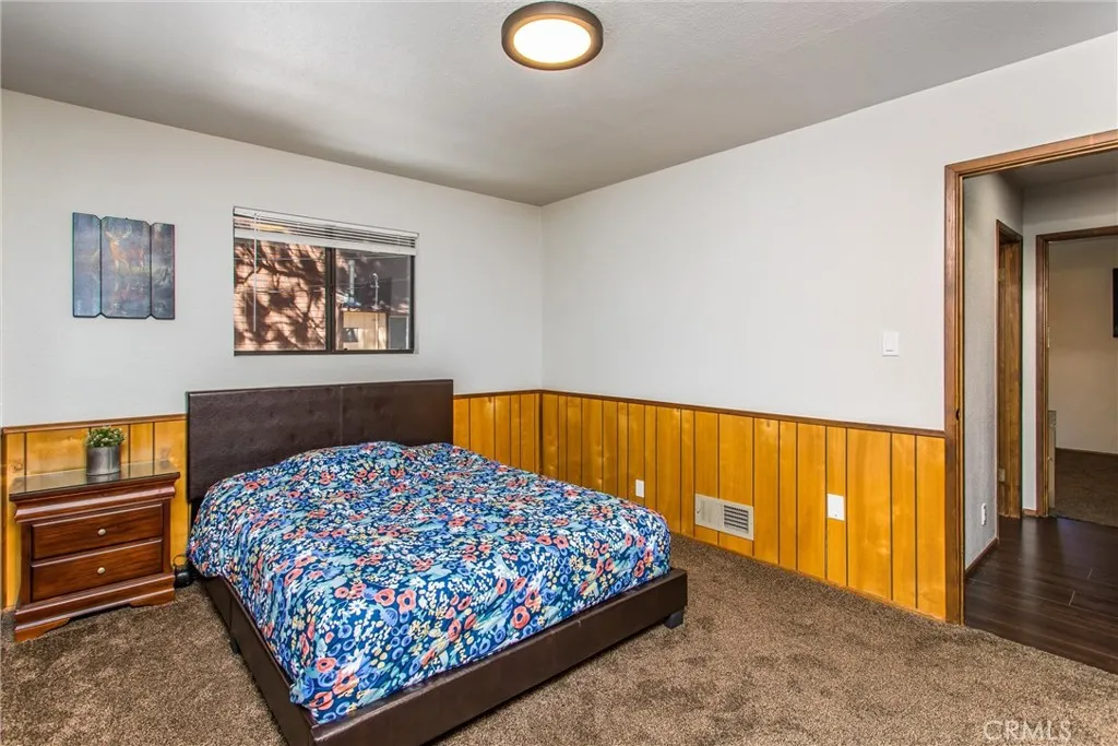31822 Panorama Drive, Running Springs, California 92382 home-pic-16