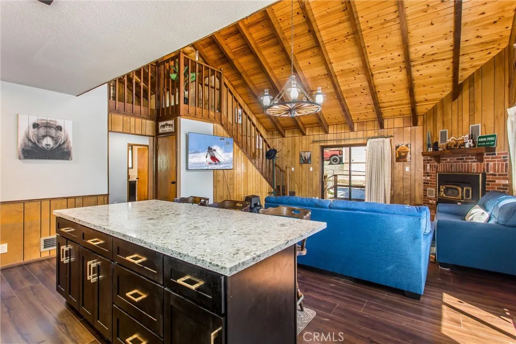 31822 Panorama Drive, Running Springs, California 92382 home-pic-7