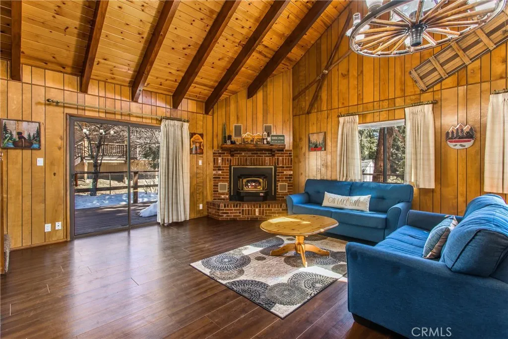 31822 Panorama Drive, Running Springs, California 92382 home-pic-3