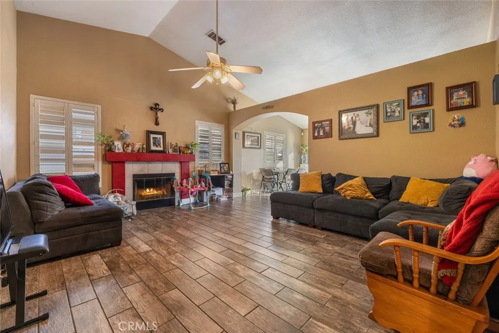 6623 Olive, Winton, California 95388 home-pic-5