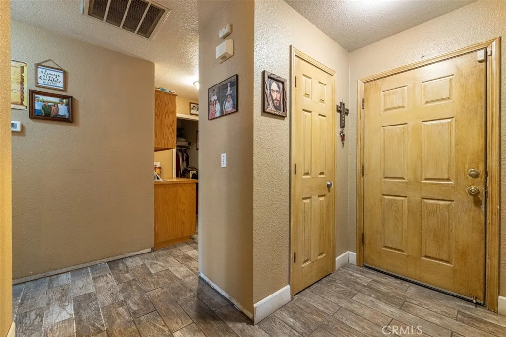 6623 Olive, Winton, California 95388 home-pic-8