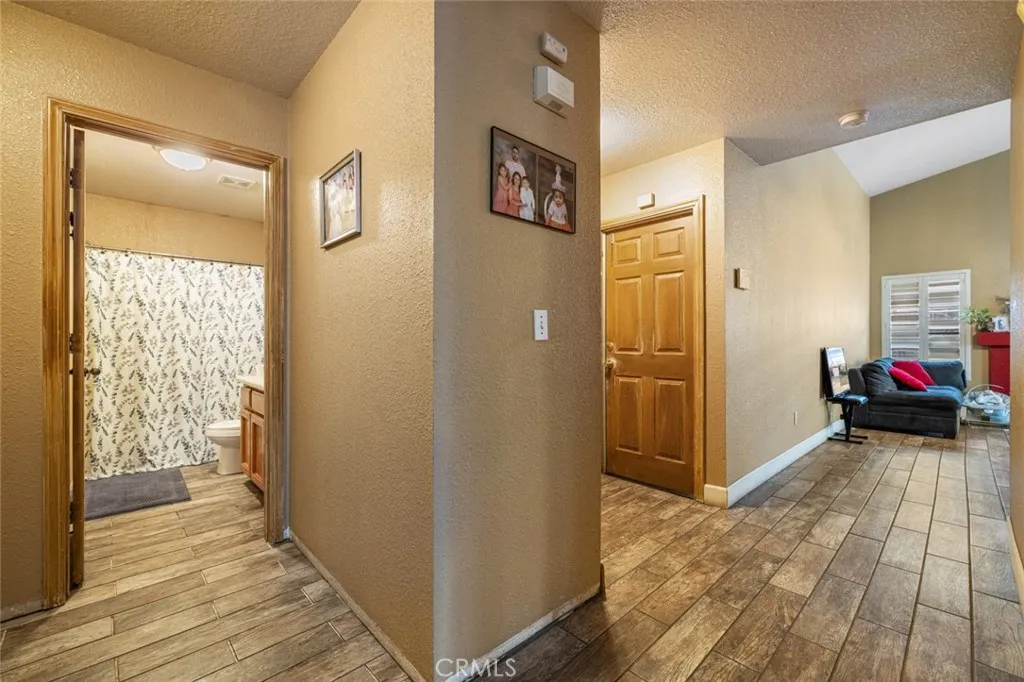 6623 Olive, Winton, California 95388 home-pic-9