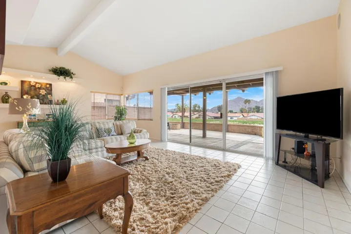 22-web-or-mls-AM4A2312