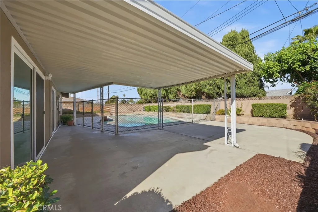 11709 Pounds Avenue, Whittier, California 90604 home-pic-30