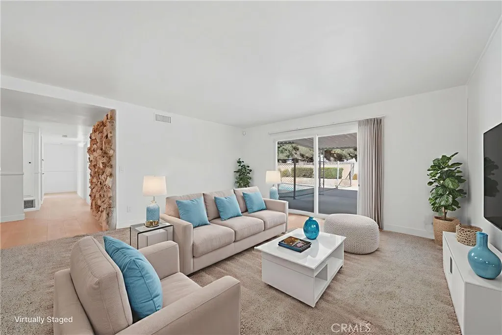 11709 Pounds Avenue, Whittier, California 90604 home-pic-15