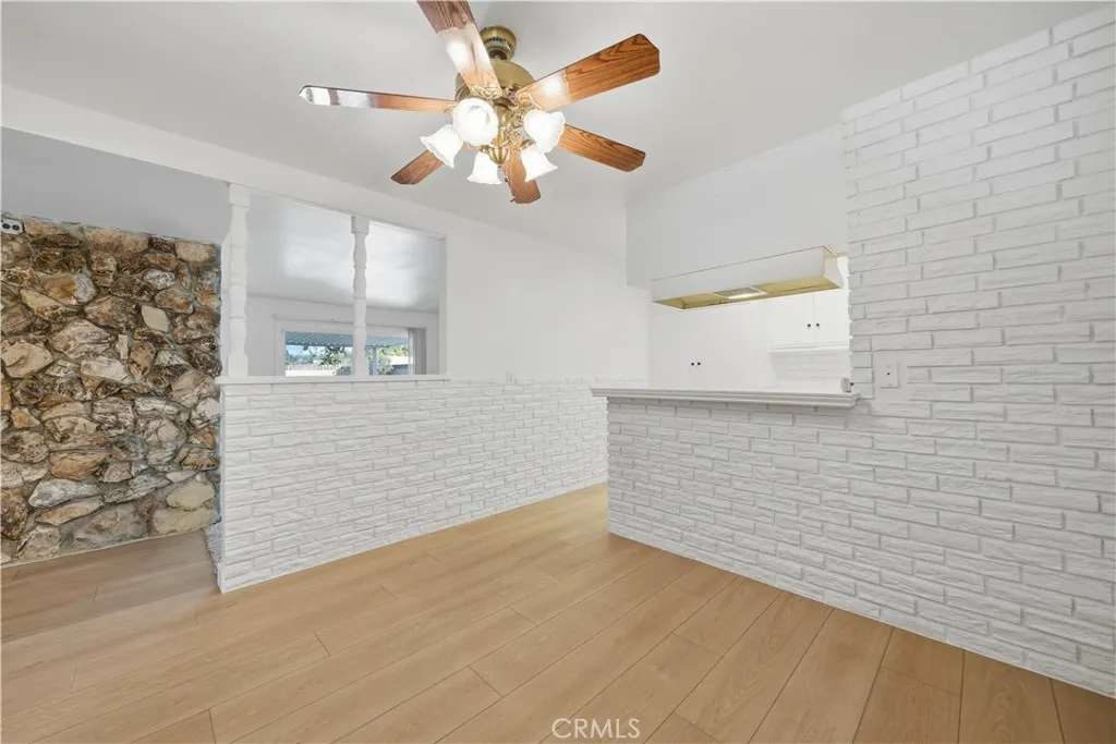 11709 Pounds Avenue, Whittier, California 90604 home-pic-10