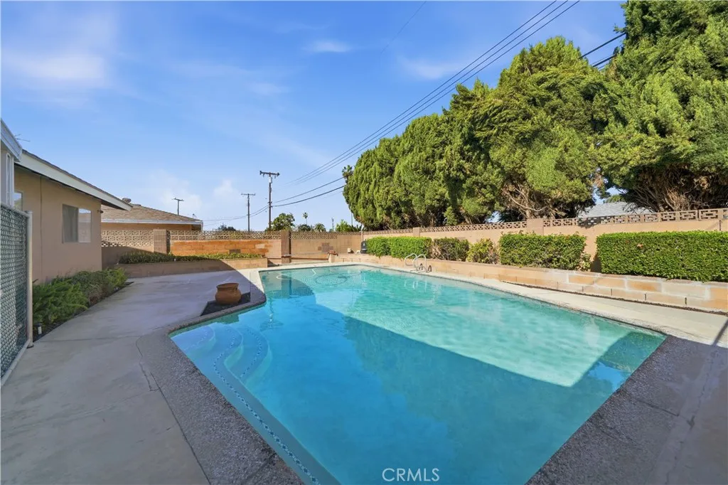 11709 Pounds Avenue, Whittier, California 90604 home-pic-31