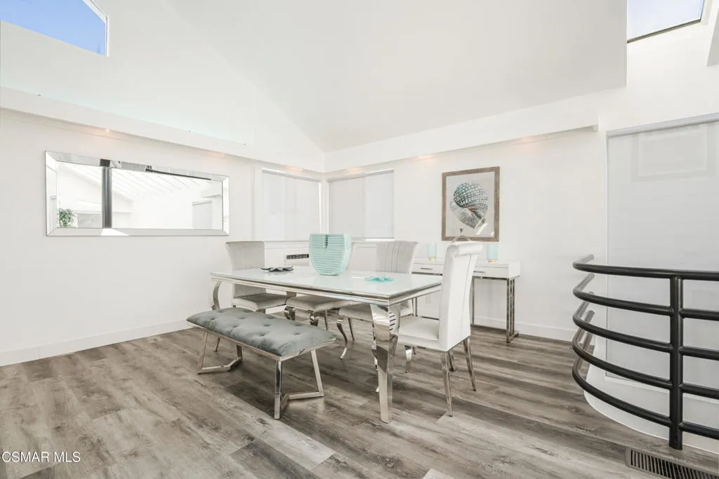 2014 Napoli Drive, Oxnard, California 93035 home-pic-20