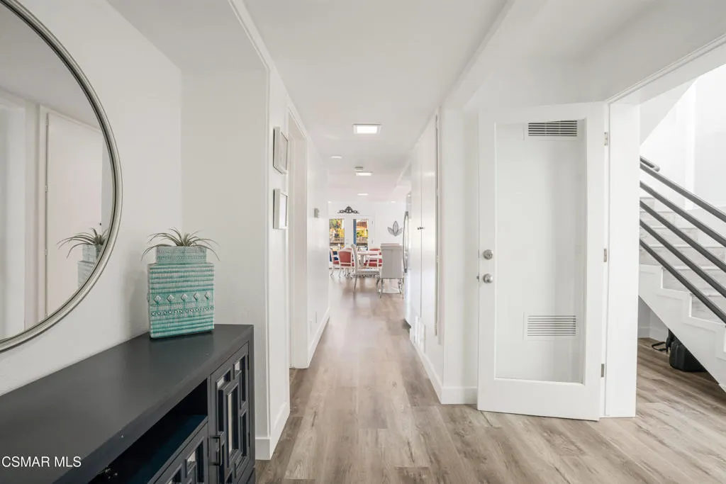 2014 Napoli Drive, Oxnard, California 93035 home-pic-7