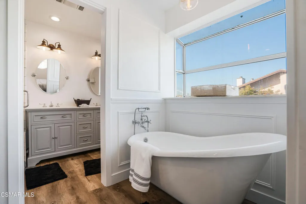 2014 Napoli Drive, Oxnard, California 93035 home-pic-30