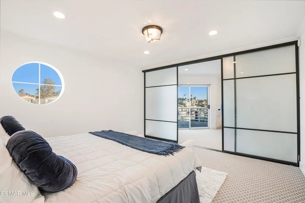2014 Napoli Drive, Oxnard, California 93035 home-pic-26
