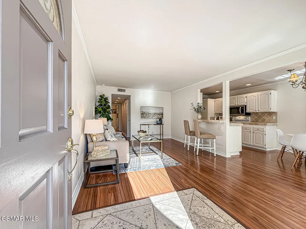 1167 Kirkford Way, Westlake Village, California 91361 home-pic-3