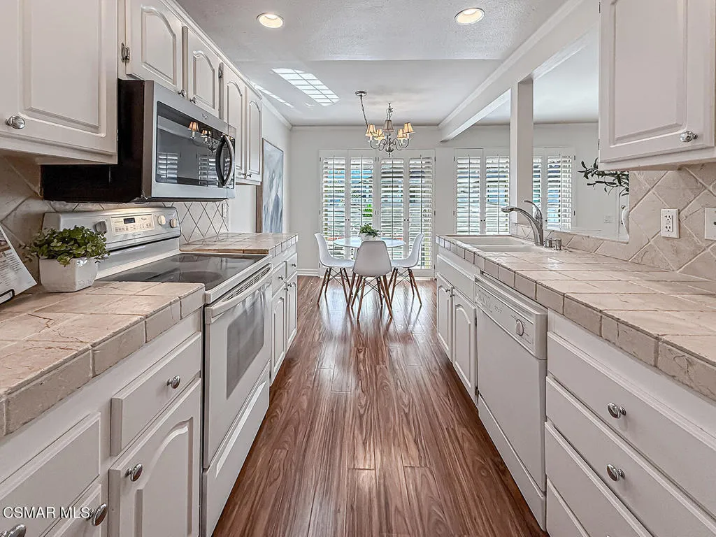1167 Kirkford Way, Westlake Village, California 91361 home-pic-14