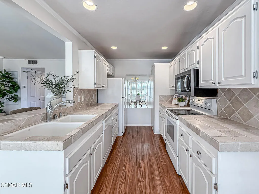1167 Kirkford Way, Westlake Village, California 91361 home-pic-11