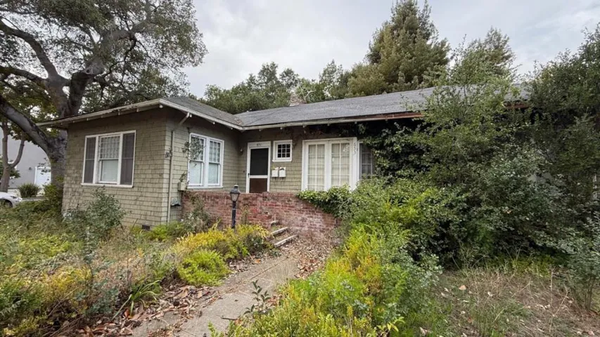 653 Melville Avenue, Palo Alto, California 94301