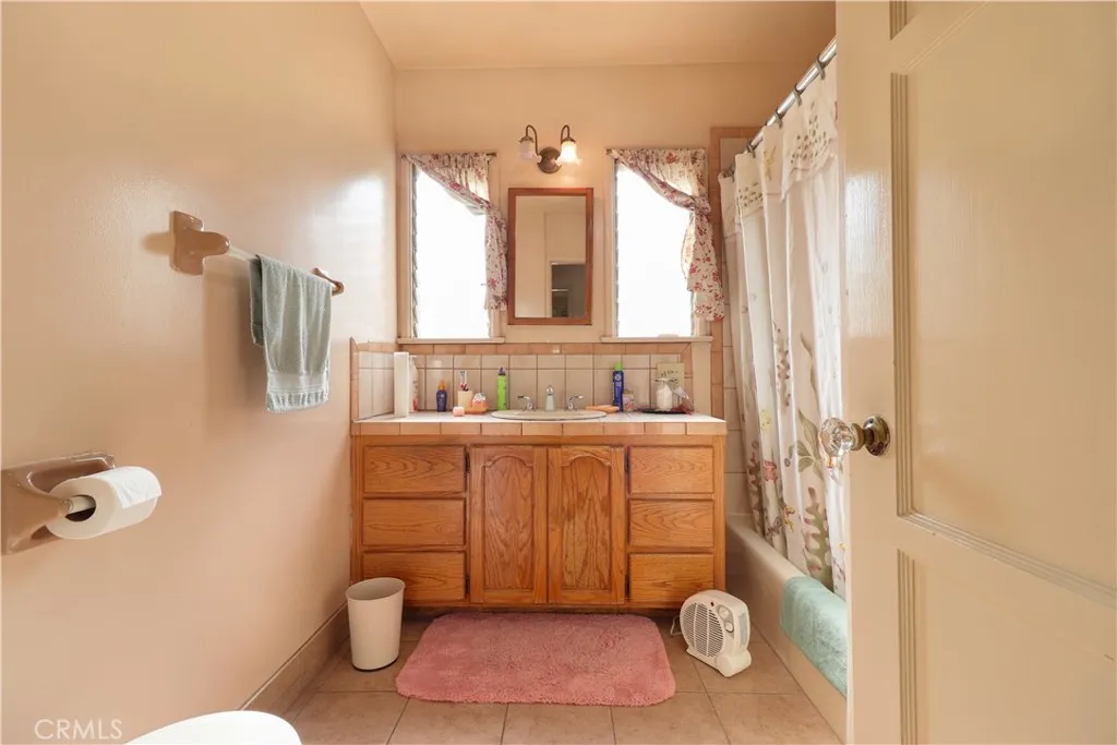 725 Hendricks, Montebello, California 90640 home-pic-8