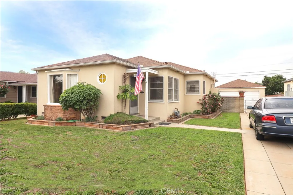 725 Hendricks, Montebello, California 90640 home-pic-1