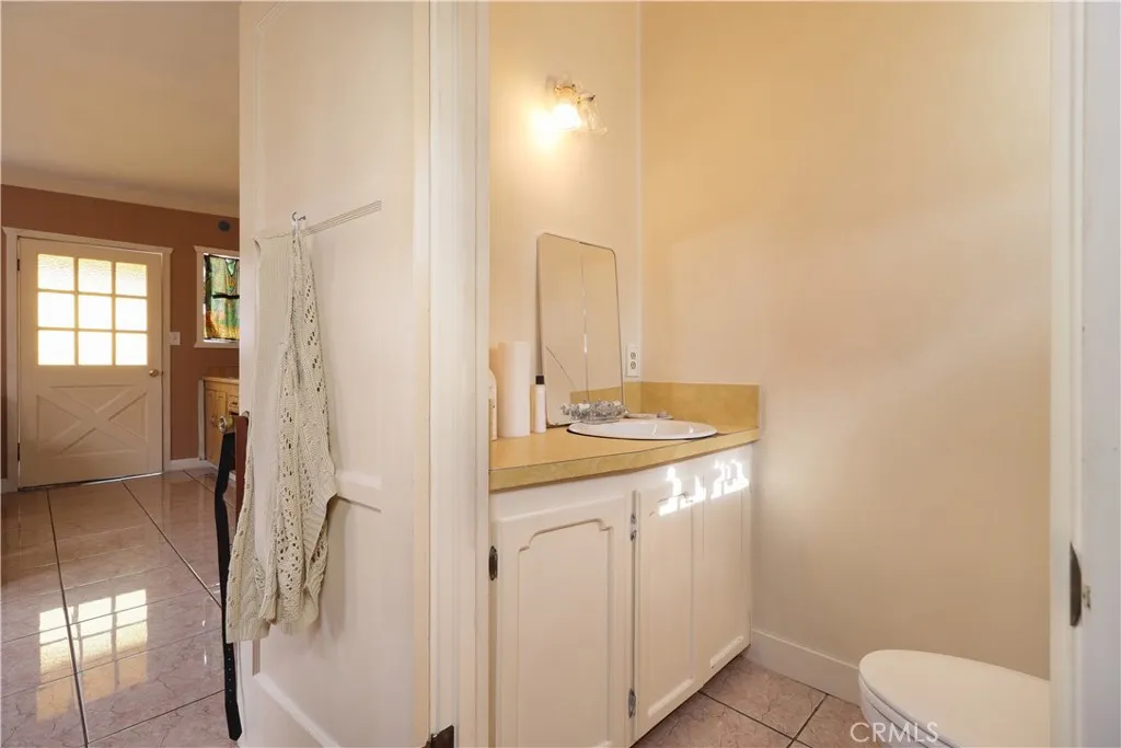 725 Hendricks, Montebello, California 90640 home-pic-13