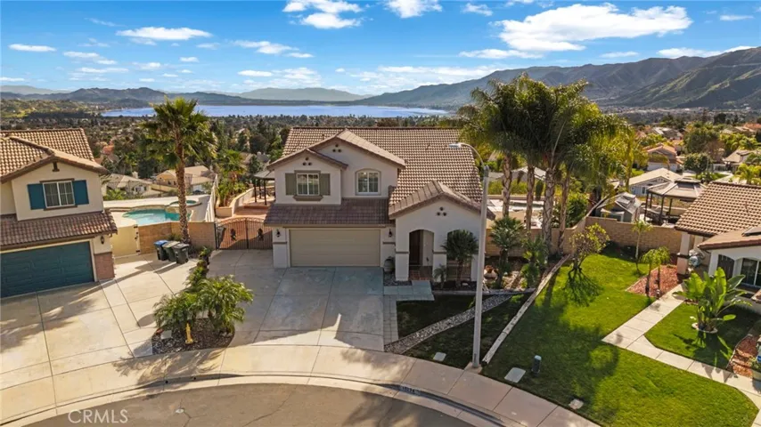 15294 Madrone Court, Lake Elsinore, California 92530