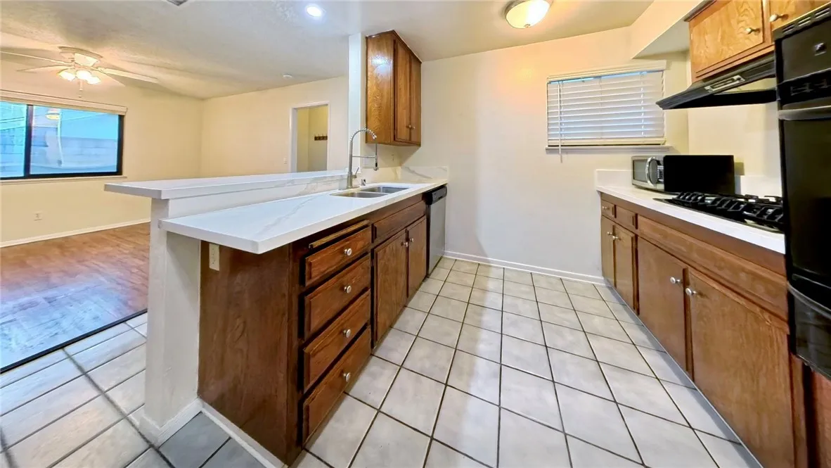 7780 Bolero, Jurupa Valley, California 92509 home-pic-25