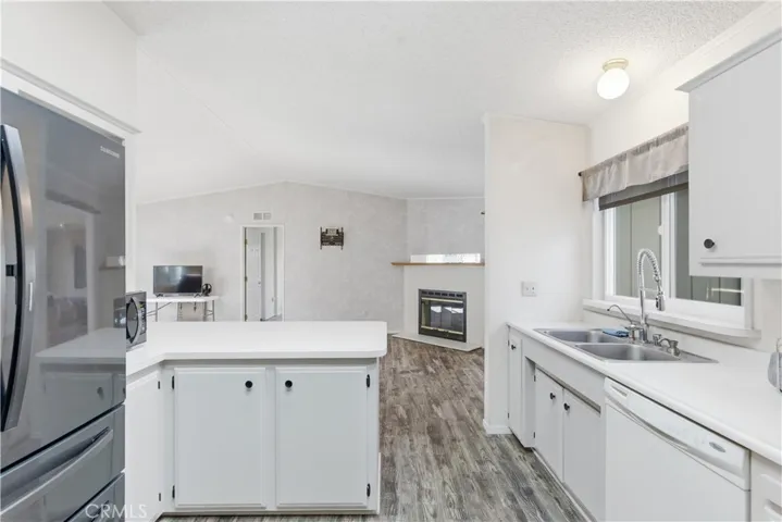 2155 Sierra, Santa Maria, California 93458