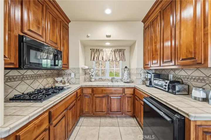 Guest home kitchen.