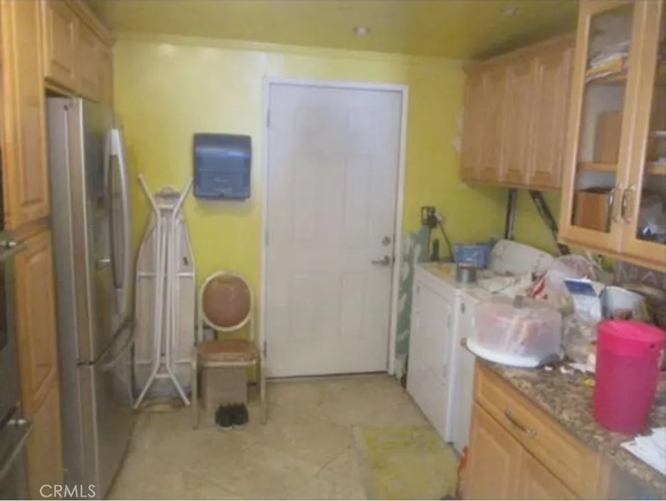 1521 S Cloverdale, Los Angeles, California 90019 home-pic-8