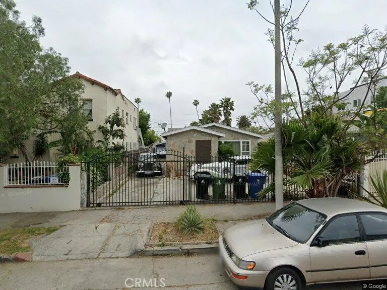 1521 S Cloverdale, Los Angeles, California 90019 home-pic-1
