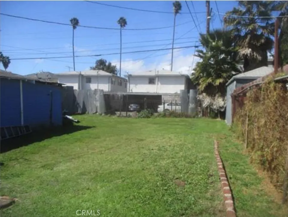 1521 S Cloverdale, Los Angeles, California 90019 home-pic-14
