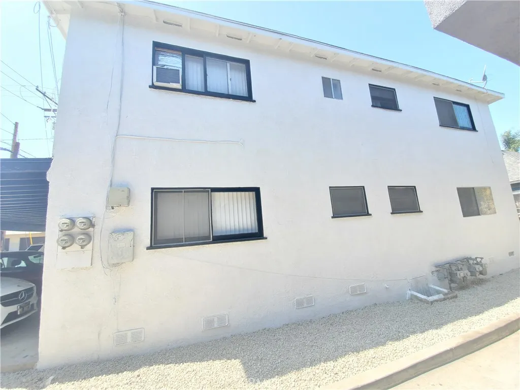 6340 Newlin Avenue, Whittier, California 90601 home-pic-11