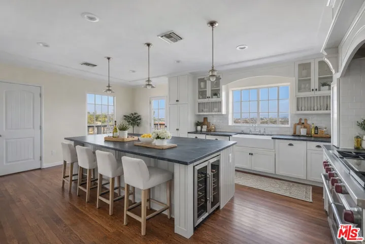 Chef’s Kitchen - Virtually Sta