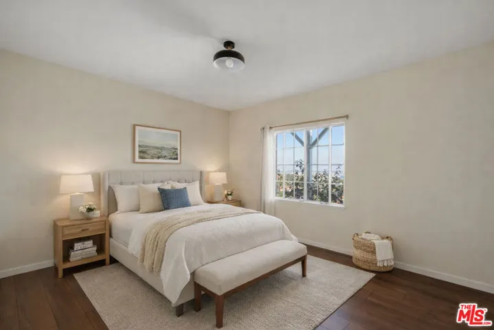 Downstairs Bedroom - Virtually