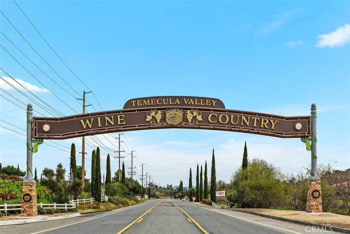 Temecula Wine Country is a 5 minute Drive!