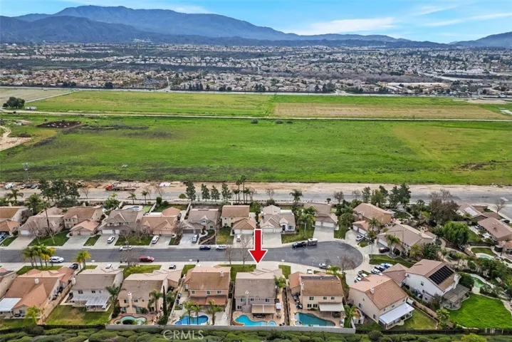 Cul de Sac Street off De Portola.