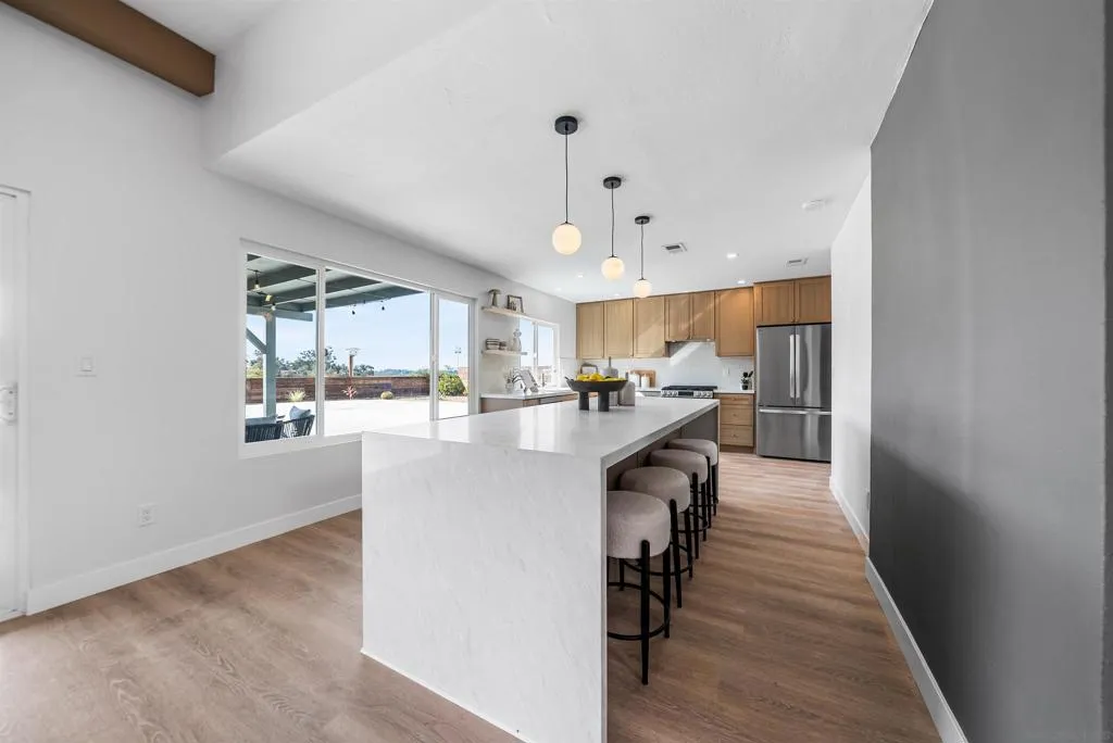 4020 Tim St, Bonita, California 91902 home-pic-15