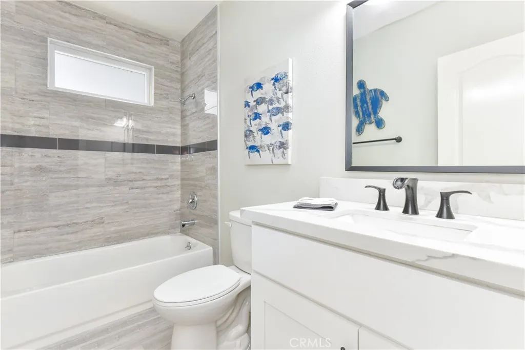 16791 Bayview Drive, Huntington Beach, California 92649 home-pic-31