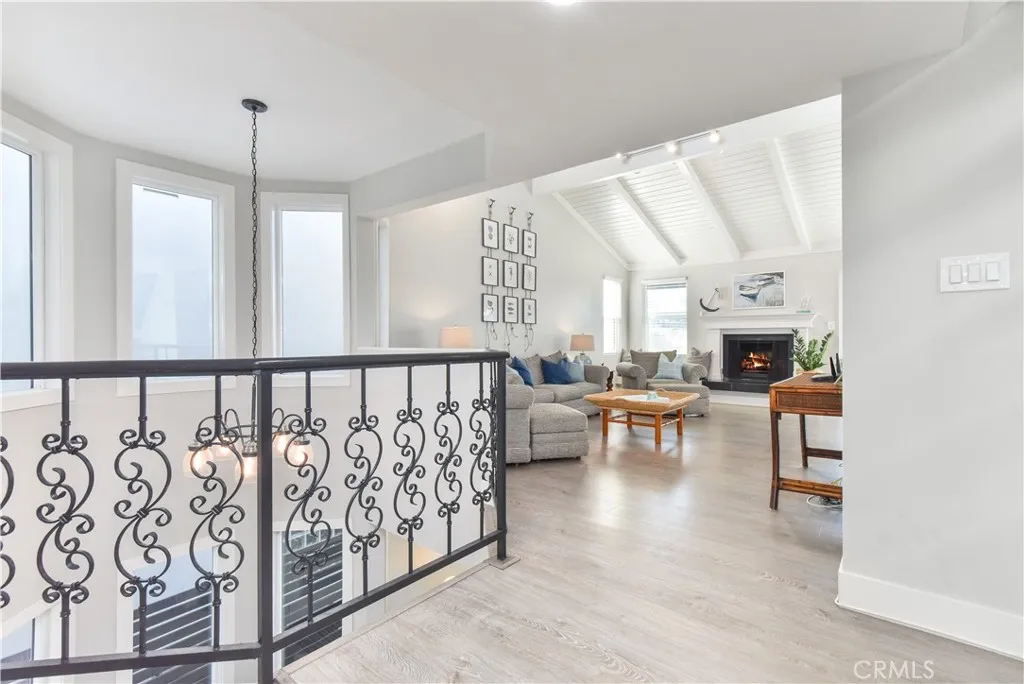 16791 Bayview Drive, Huntington Beach, California 92649 home-pic-36