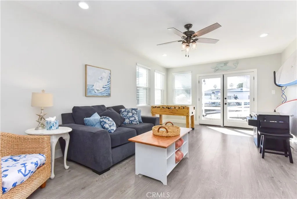 16791 Bayview Drive, Huntington Beach, California 92649 home-pic-21