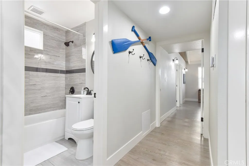 16791 Bayview Drive, Huntington Beach, California 92649 home-pic-50