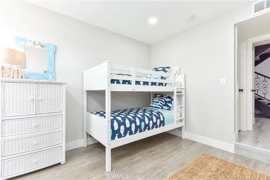 16791 Bayview Drive, Huntington Beach, California 92649 home-pic-30